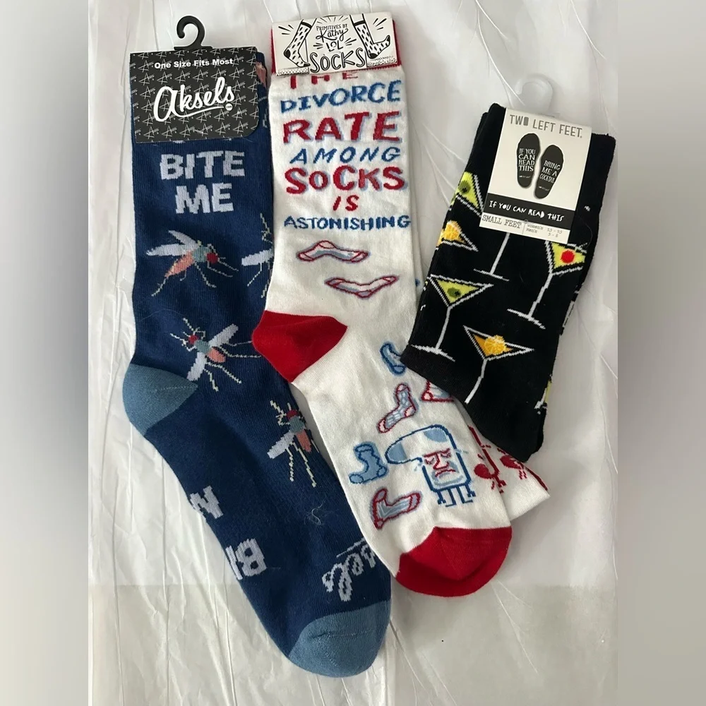 🚨Bundle NWT🚨 Graphic Socks Set - Blue, White, Black